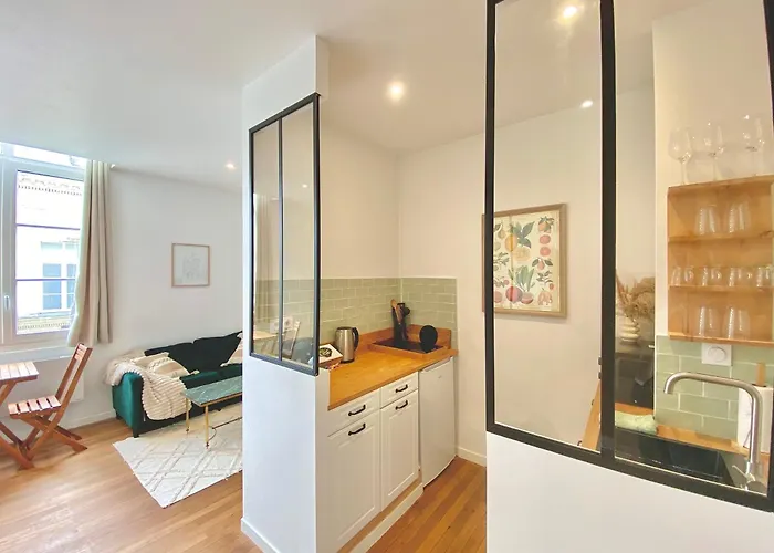 Lägenhet Grand Renove Avec Gout Au Coeur D'angers, Centre Des Congres